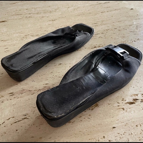 Salvatore Ferragamo slide with open toe - Picture 3 of 4